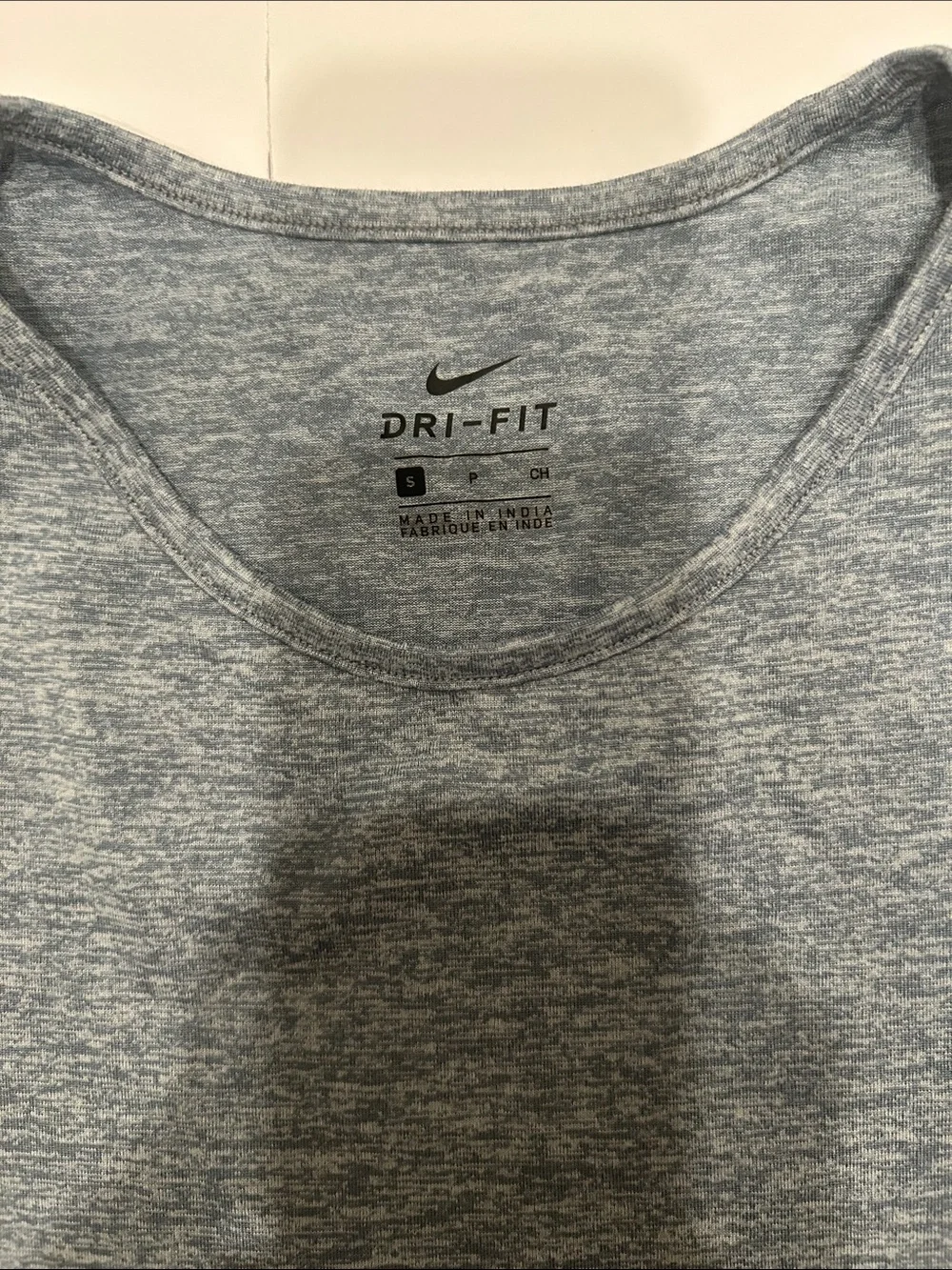 Nike Olive Green Sports Bra, Lime Shorts, Grey Tank & White Running Shorts - Picture 4 of 10